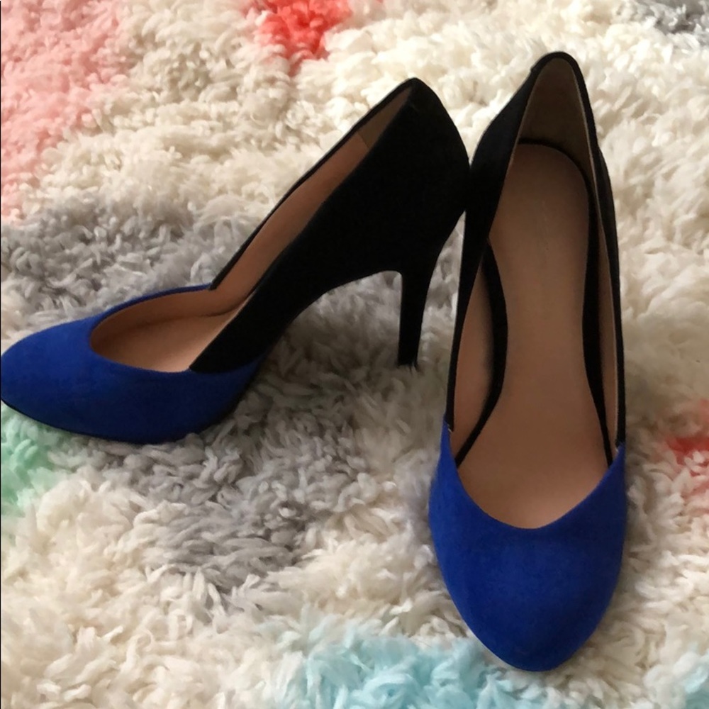 🔥BCBGeneration Pumps🔥 - Picture 2 of 5